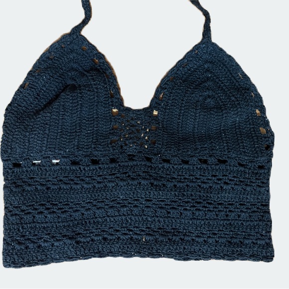 crocheted midriff halter top small - Picture 6 of 7